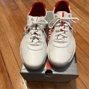 Prada sneaker red and white